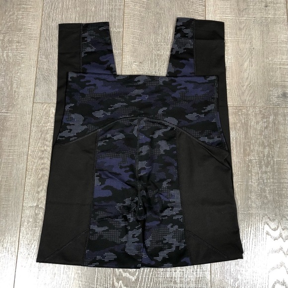 SPANX Legging High Waist Size Large Black Camo blue - Picture 4 of 5